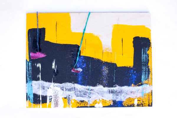 Yellow and black contemporary artwork on birch by Claudia Liuzzi from the “La Scatola di Latta” collection, a modern abstract painting inspired by her travels around the world, featuring layered textures, vivid contrasts, and expressive gestures that capture light and movement.